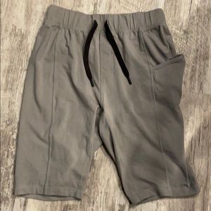Lululemon cotton shorts 11'
